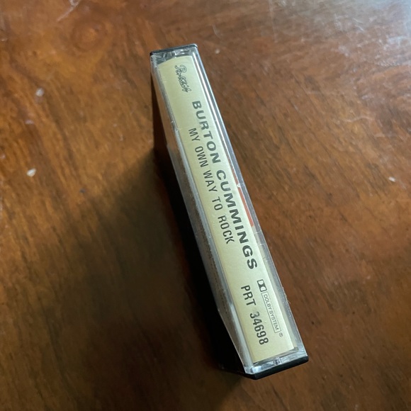 🍁 Vintage 1977 Burton Cummings My Own Way To Rock Portrait Cassette Tape 🍁 - Picture 5 of 6